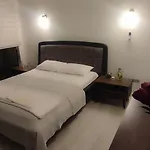 Villamuz Βίλα *