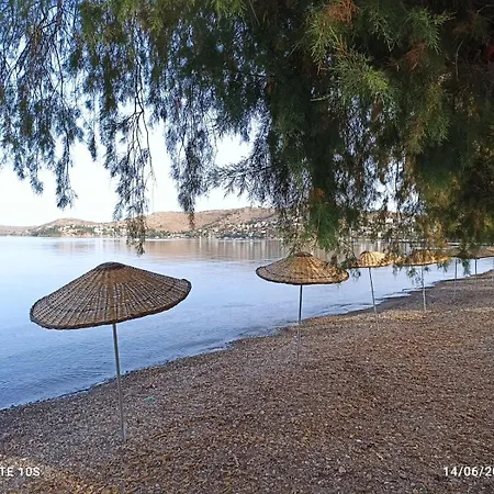 Villamuz וילה יאליקאבאק